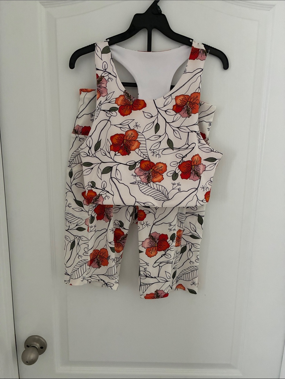 shosho White Floral Racerback 2-piece gym set with Orange Blooms